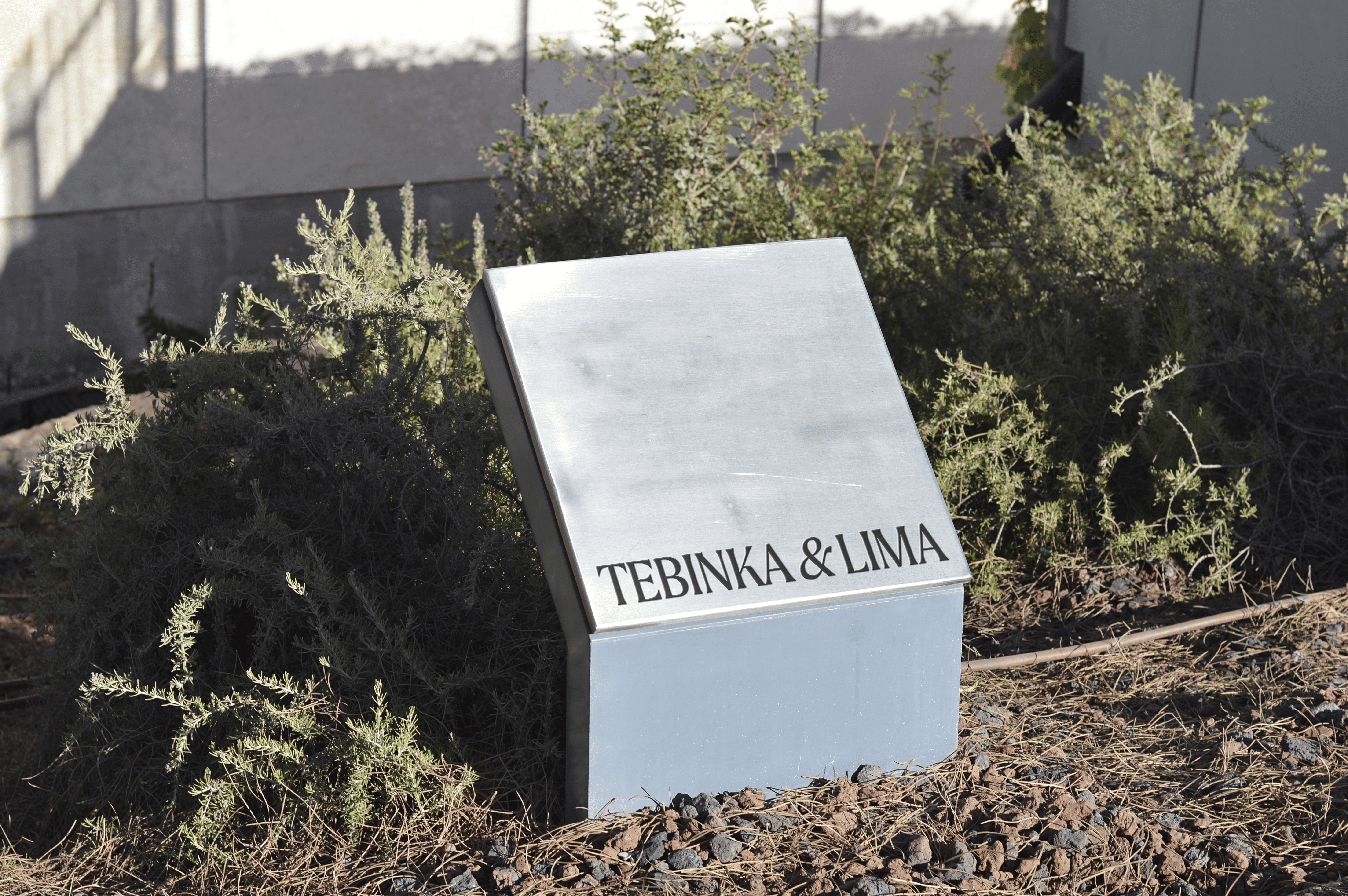 Tebinka & Lima - Imagem secundária